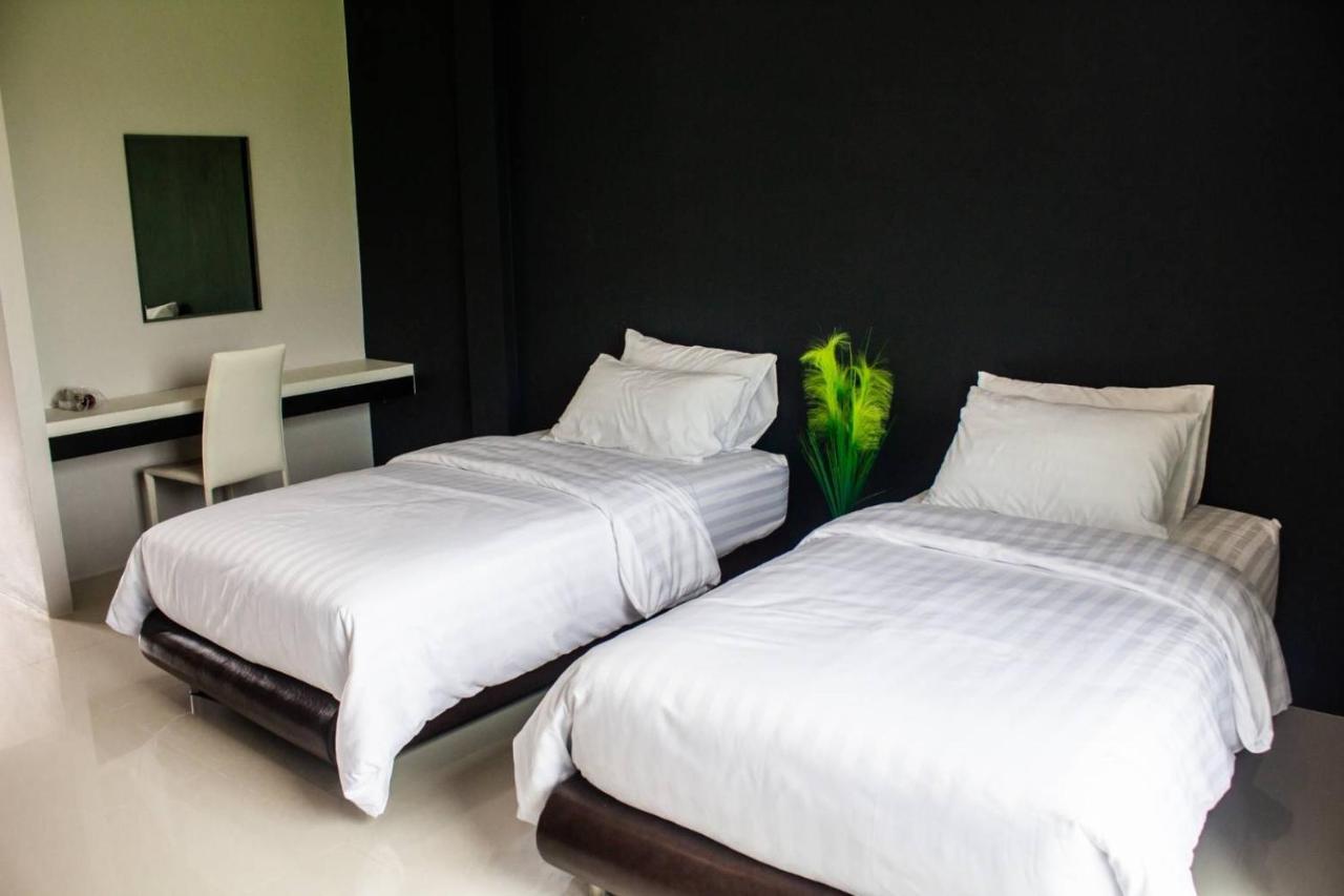 De Vine House Hotell Roi Et Eksteriør bilde