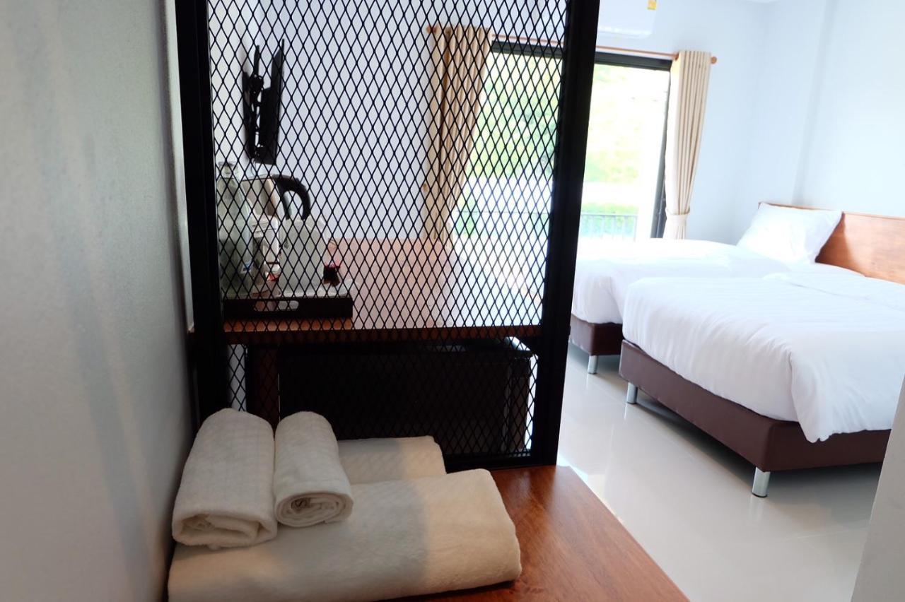 De Vine House Hotell Roi Et Eksteriør bilde