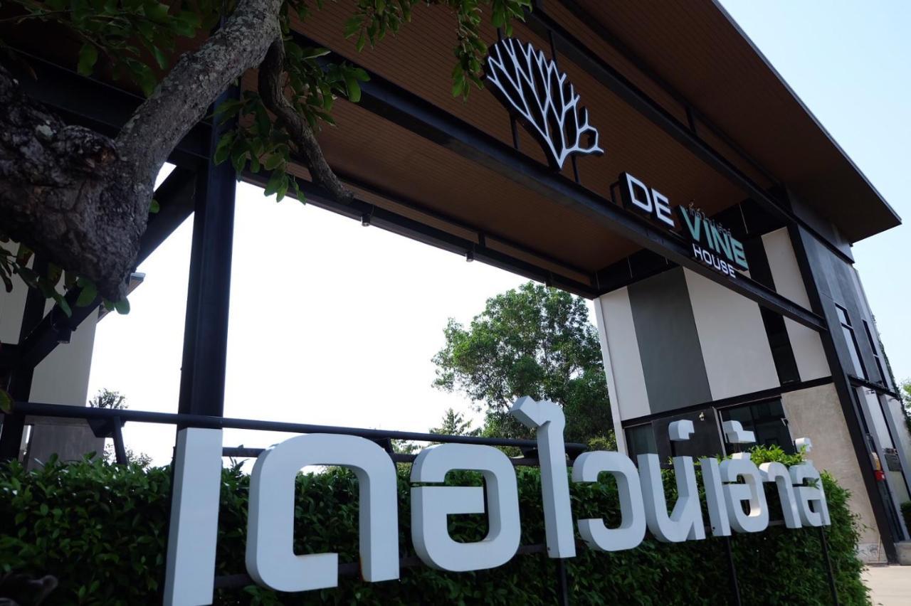 De Vine House Hotell Roi Et Eksteriør bilde